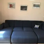 Trollhus - Grosses Familienfreundliches Born