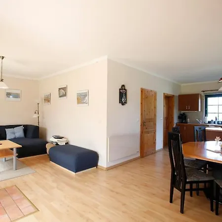 Trollhus - Grosses Familienfreundliches * Born