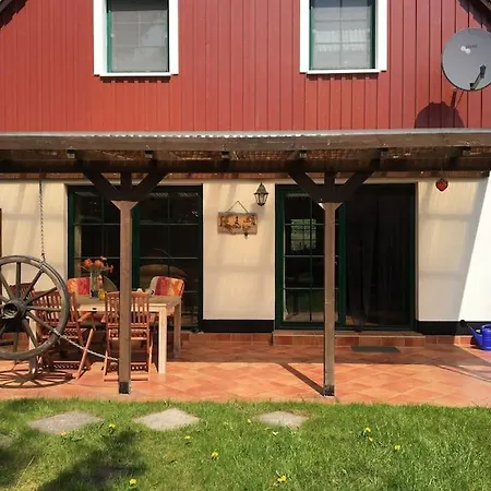 Trollhus - Grosses Familienfreundliches * Born